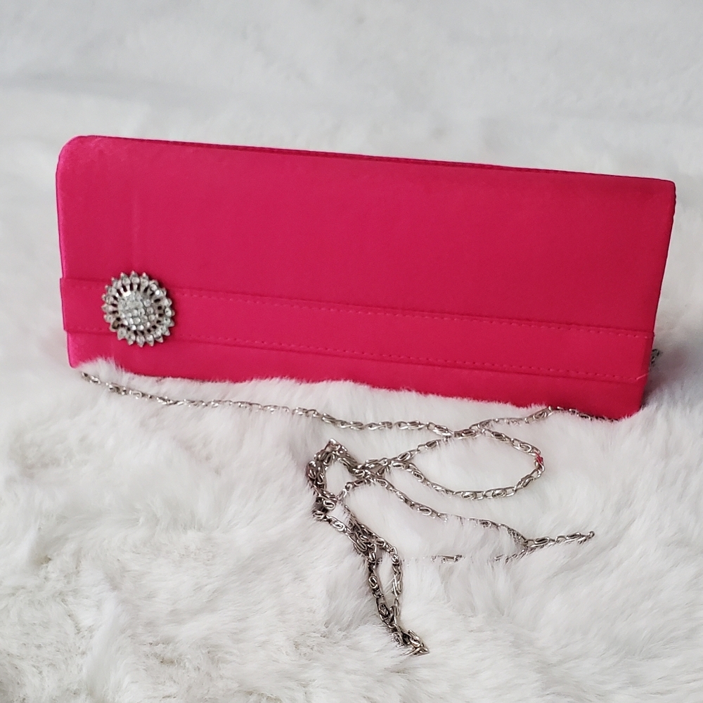 Pink clutch - Picture 2 of 5